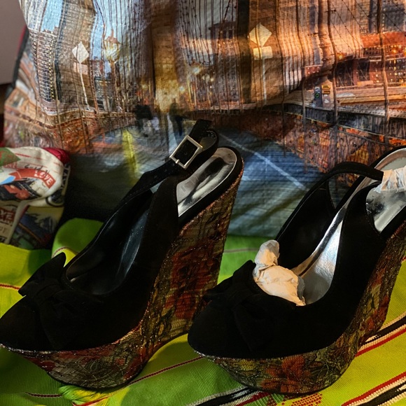 Wedges - Picture 2 of 5